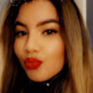 Meet your Posher, Kassandra